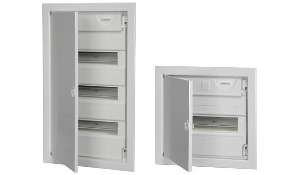 Корпуса металлические распределительные ЩРв IP31 Titan3  ИЭК