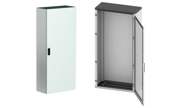 Металлические шкафы напольные сборные DAE и CQE RAM block DKC