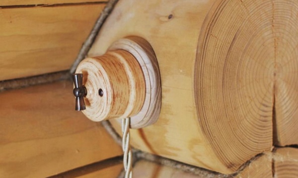 Рамки на оцилиндрованное бревно Bironi Шедель