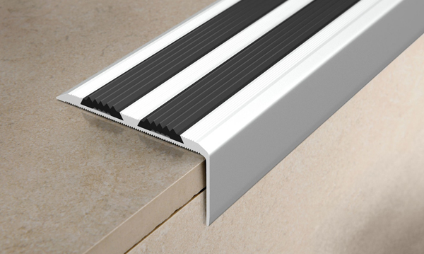 Профили для светодиодных лент (круглый, плинтус, для ступеней, для стекла)