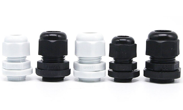 Гермовводы для кабеля IP68