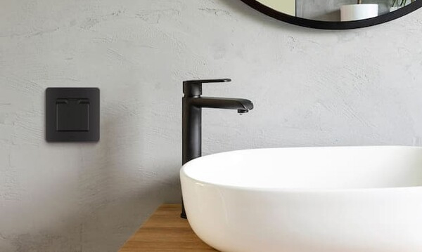 Механизмы и рамки Inspiria Legrand антрацит