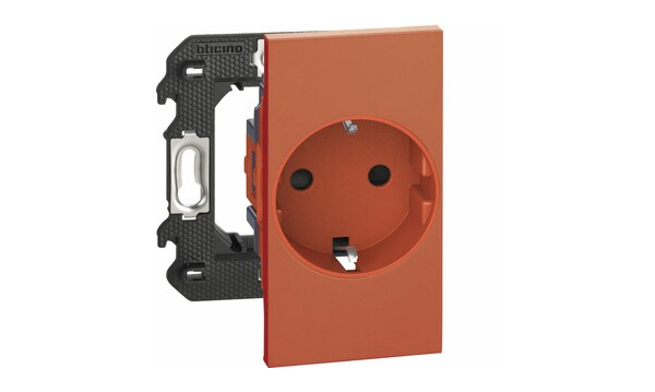 Лицевые панели Living Now Bticino разные