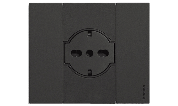 Розетки электрические 220В Living Now Bticino