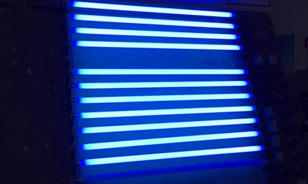 Линейные ультрафиолетовые лампы T8, T12 с цоколем G13