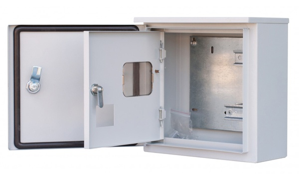 Щиты распределительные учетные навесные / встраиваемые (ЩРУН, ЩРУВ) DEKraft