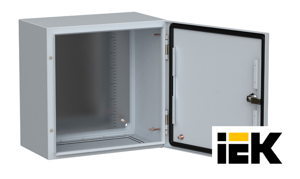 ЩМП Щиты влагозащищенные с монтажной панелью TITAN 5 IP66