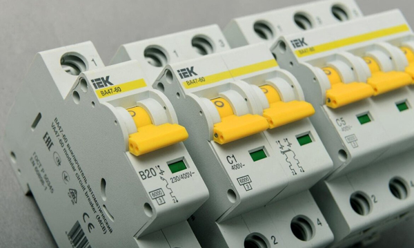 Автоматические выключатели IEK